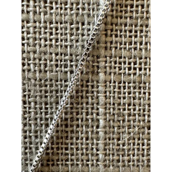 Dragonfly necklace with natural mined diamonds - Picture 4 of 8